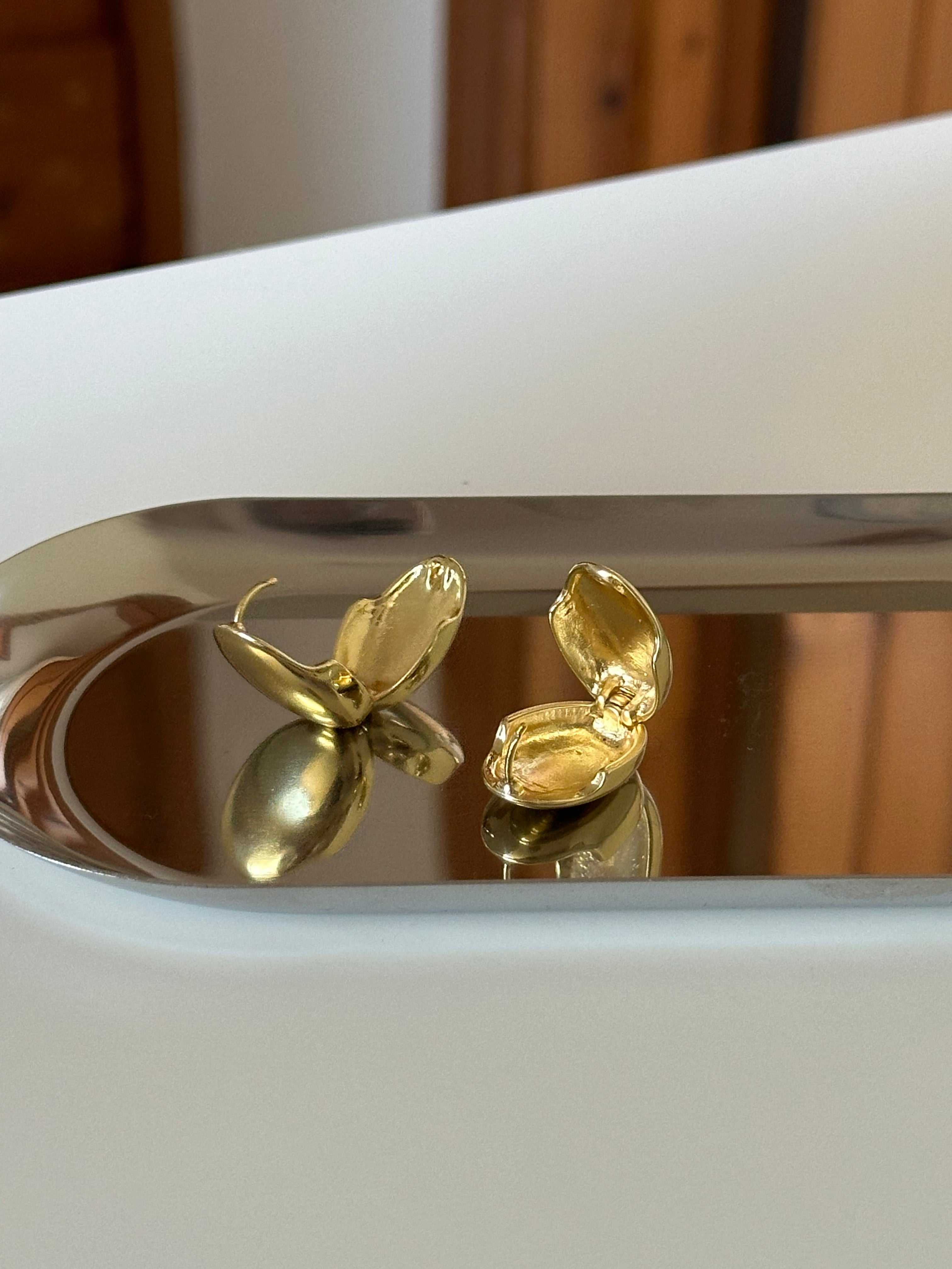 Gold Dangle Stud Clasp Oval Round Earrings